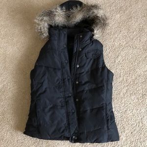 Vest with removable hood size sm Banana Republic